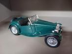MGA 1/18 groen met condoom, Hobby en Vrije tijd, Modelauto's | 1:18, Ophalen of Verzenden, Zo goed als nieuw, Auto