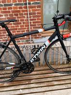 Gebruikte B'twin TRIBAN 500 maat M racefiets, Fietsen en Brommers, Ophalen, Zo goed als nieuw