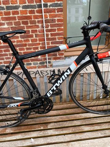 Gebruikte B'twin TRIBAN 500 maat M racefiets beschikbaar voor biedingen