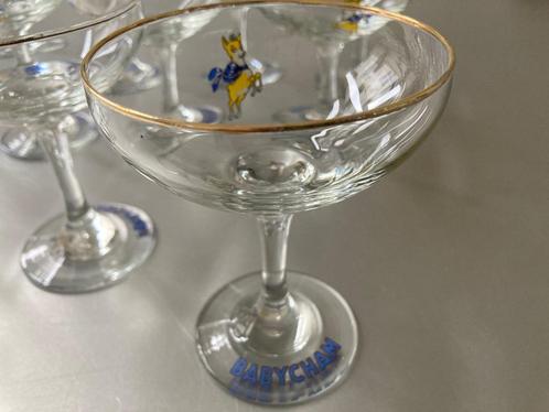 12 babycham glazen vintage, Verzamelen, Glas en Drinkglazen, Gebruikt, Overige typen, Ophalen