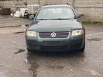 PASSAT, Autos, Volkswagen, Vitres électriques, 5 places, Vert, Break