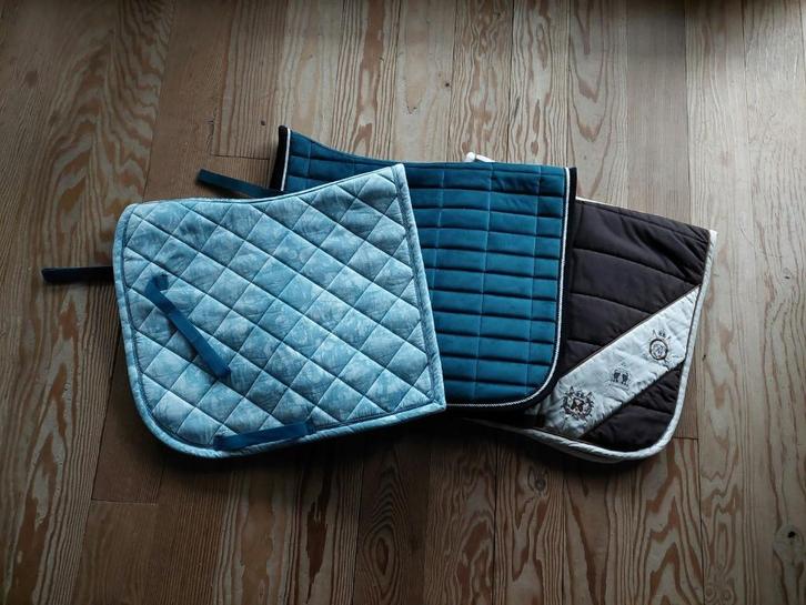 Dressuur dekjes, Dieren en Toebehoren, Paarden en Pony's | Dekens en Dekjes, Zo goed als nieuw, Dekje, Ophalen of Verzenden