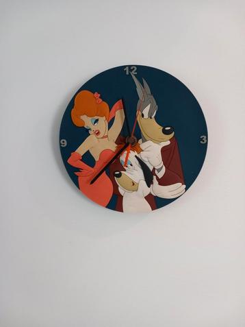 Hangende klok beschikbaar voor biedingen