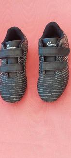 Voetbalschoenen maat 31 panther, Sport en Fitness, Voetbal, Ophalen of Verzenden, Zo goed als nieuw, Schoenen