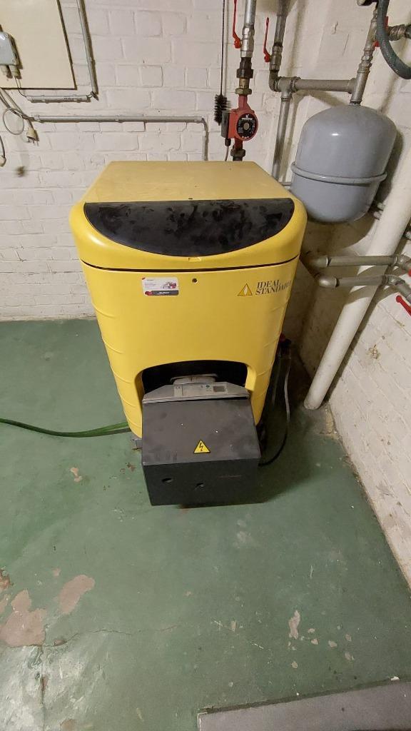 Chaudière au mazout Ideal Standard, Doe-het-zelf en Bouw, Verwarming en Radiatoren, Gebruikt, Ophalen