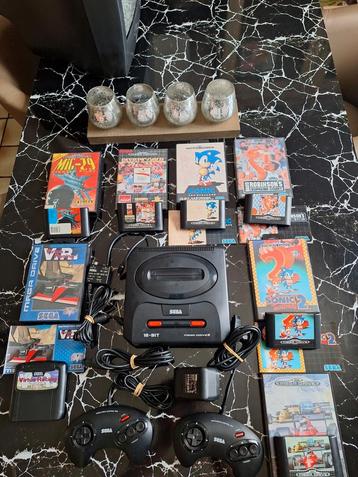 Sega Megadrive II-console + 7 games + 2 controllers!