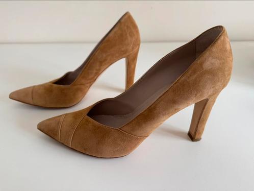 Natan beige suède pumps – maat 39, hak 10 cm, Kleding | Dames, Schoenen, Zo goed als nieuw, Pumps, Beige, Ophalen