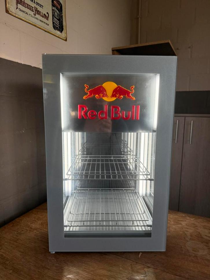 Red Bull koelkast., Elektronische apparatuur, Koelkasten en IJskasten, Zo goed als nieuw, Ophalen