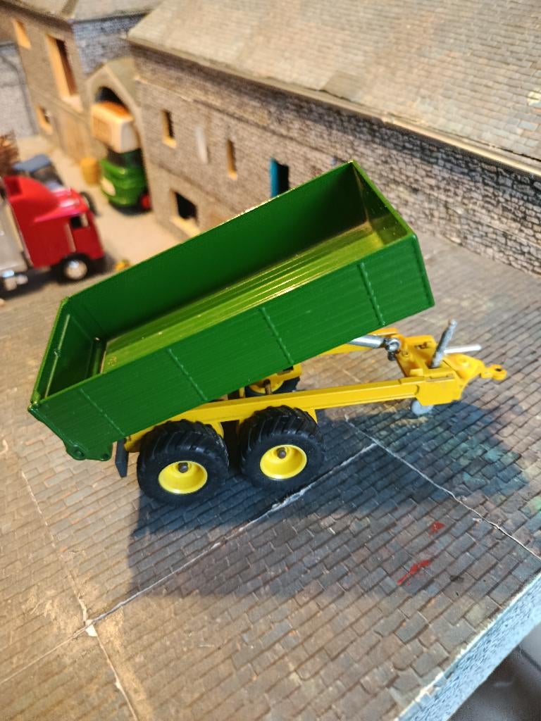 Siku 2-assige groene kipper, Hobby en Vrije tijd, Modelauto's | 1:32, Zo goed als nieuw, SIKU, Ophalen of Verzenden