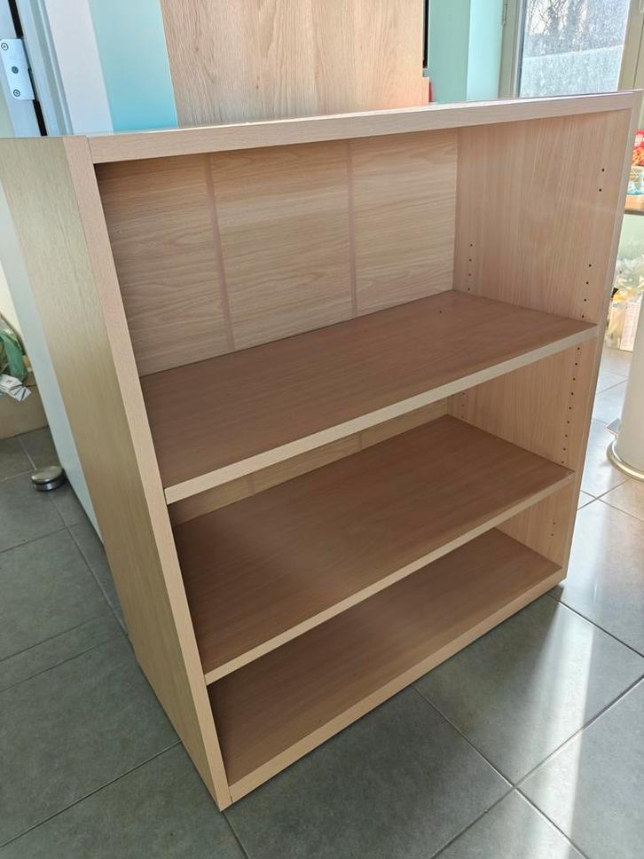 Modèle d'armoire Ikea inconnu, disparu pour cause de déménag, Maison & Meubles, Armoires | Bibliothèques, Enlèvement