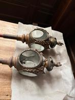 Lanternes murales sur une tige, Enlèvement, Autres matériaux