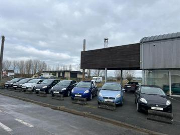 8 stuks op stock van de Fiat Grande Punto in benzine  beschikbaar voor biedingen