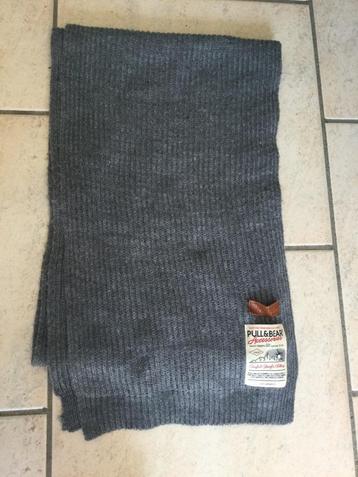 ECHARPE"PULL&BEAR"ACCESSORIES/WINTER COLLECTION beschikbaar voor biedingen