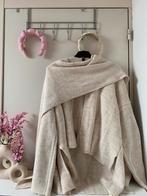 Beige trui met bijbehorende sjaal, Kleding | Dames, Ophalen of Verzenden, Zo goed als nieuw, Maat 38/40 (M), Beige
