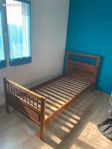 IKEA Hemnes houten eenpersoonsbed 90x200 cm beschikbaar voor biedingen