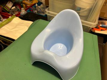 Toilet potje beschikbaar voor biedingen