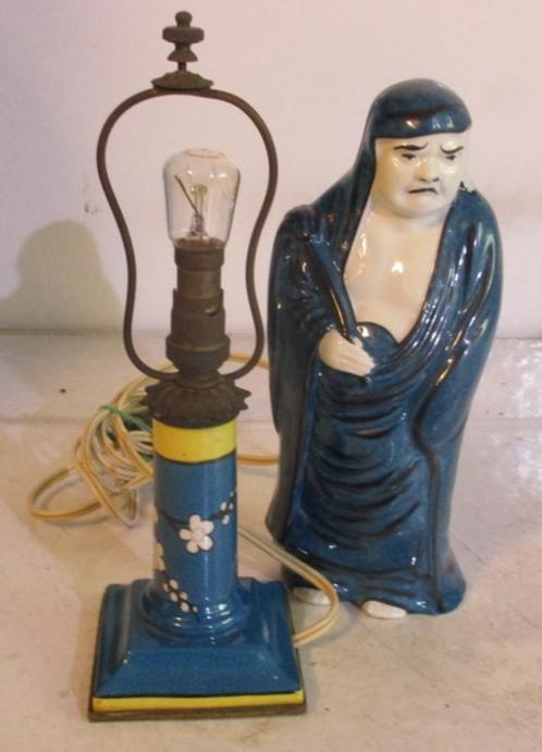 art deco porseleinen figuur oude wijze man + lamp Aladin