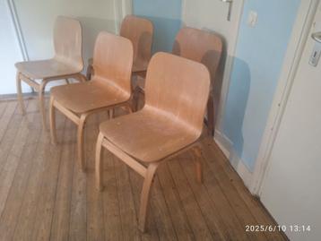 5 identieke gebogen houten Vintage eetkamer kantoor stoelen  beschikbaar voor biedingen