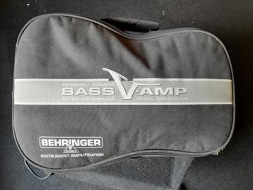 Bass V-amp Behringer + pédales  beschikbaar voor biedingen