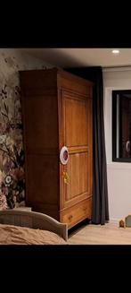 Antieke kast, Huis en Inrichting, Kasten | Kleerkasten, Ophalen, Gebruikt, Met hangruimte, 200 cm of meer