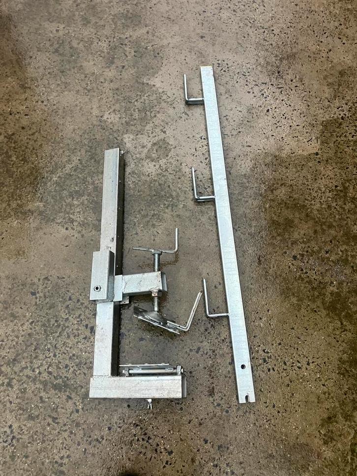 Veiligheidsleuningen 2-delig, Doe-het-zelf en Bouw, Overige Doe-Het-Zelf en Bouw, Zo goed als nieuw, Ophalen