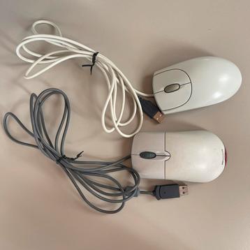 2 USB muizen Logitech & Microsoft, Souris, Enlèvement ou Envoi, Logitech, Utilisé