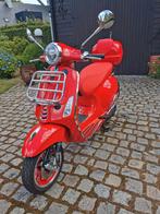 Vespa primavera elettrica special edition RED.45 km/u., Fietsen en Brommers, Ophalen, Elektrisch, 0 cc, Klasse B (45 km/u)