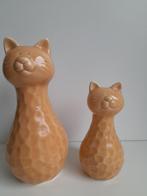 2 beeldjes: poezen, Antiek en Kunst, Ophalen of Verzenden