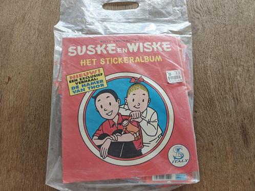 Suske en Wiske stickeralbum – Nieuw – 100 pakjes stickers, Boeken, Stripverhalen, Nieuw, Ophalen of Verzenden