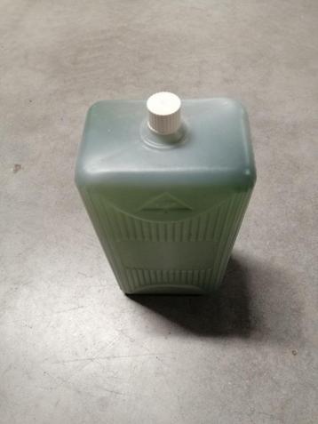 Shampoo en Douchezeep flacons beschikbaar voor biedingen