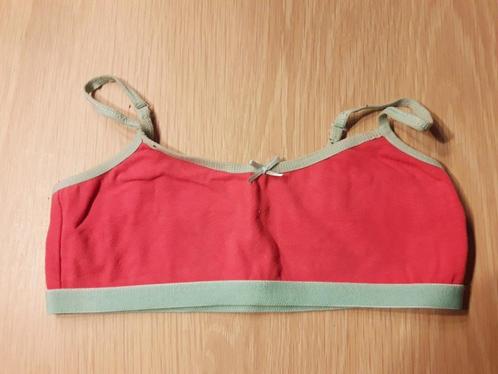 Bh topje  11j 3stuks, Kinderen en Baby's, Kinderkleding | Maat 152, Zo goed als nieuw, Meisje, Nacht- of Onderkleding, Ophalen of Verzenden