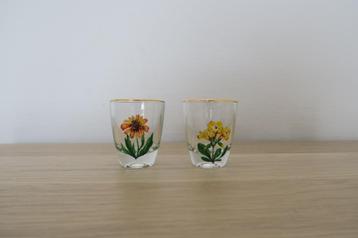 2 unieke shotglaasjes  beschikbaar voor biedingen