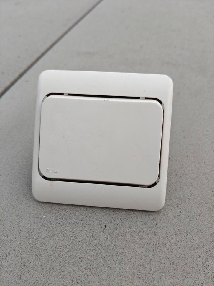 Niko PR20 schakelaars (Niko 7015), Doe-het-zelf en Bouw, Elektriciteit en Kabels, Ophalen of Verzenden