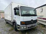 Paarden vrachtwagen Mercedes Atego 1998, Auto's, Euro 2, 4 deurs, Wit, Mercedes-Benz