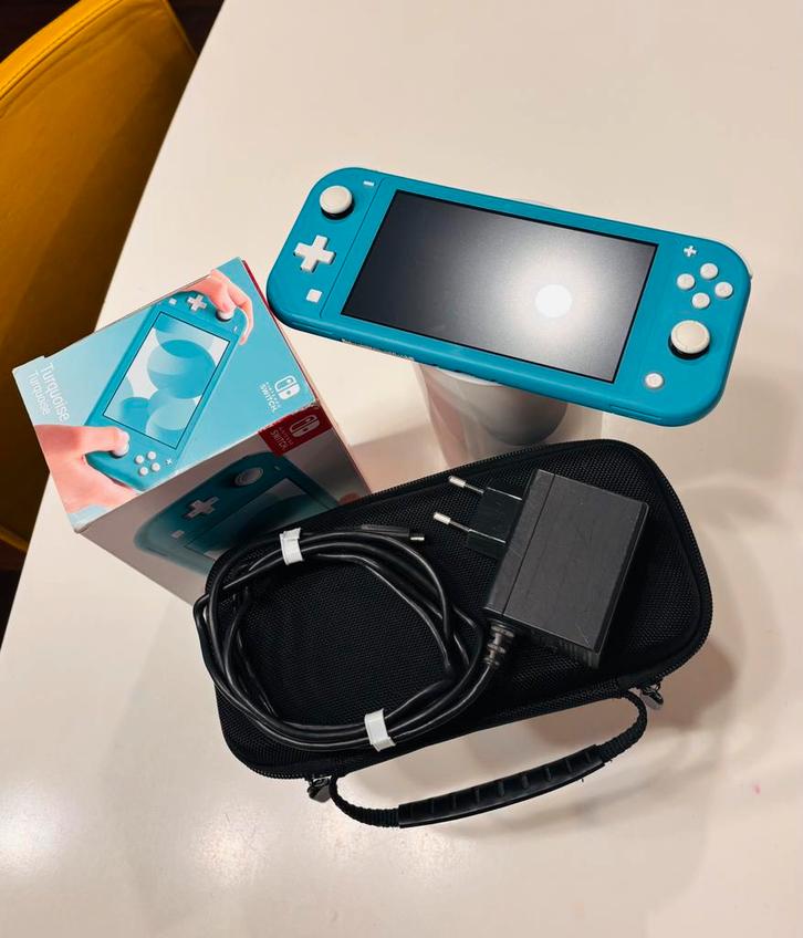 Switch Lite, Games en Spelcomputers, Spelcomputers | Nintendo Switch, Zo goed als nieuw, Ophalen of Verzenden