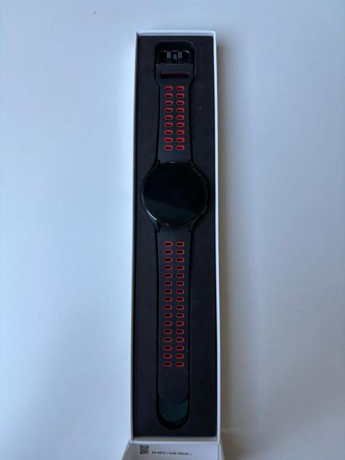 Samsung galaxy watch 4 (40mm), Handtassen en Accessoires, Sporthorloges, Gebruikt, GPS, Ophalen of Verzenden