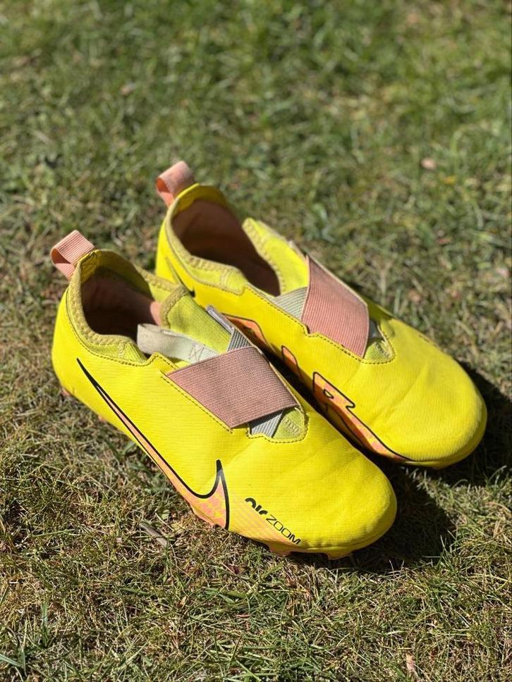 Nike Mercurial Air Zoom Vapor 15 Elite –roze/geel– maat 38.5, Sport en Fitness, Voetbal, Zo goed als nieuw, Schoenen, Ophalen of Verzenden