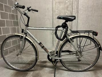 Herenfiets beschikbaar voor biedingen