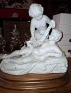 wit porseleinen beeld engeltjes, Antiek en Kunst, Ophalen