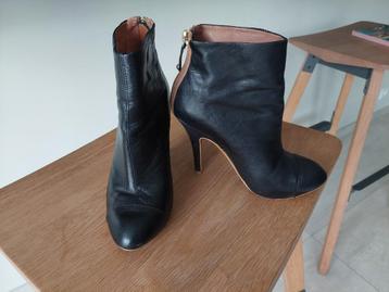Bottines 36, cuir noir, Zara beschikbaar voor biedingen