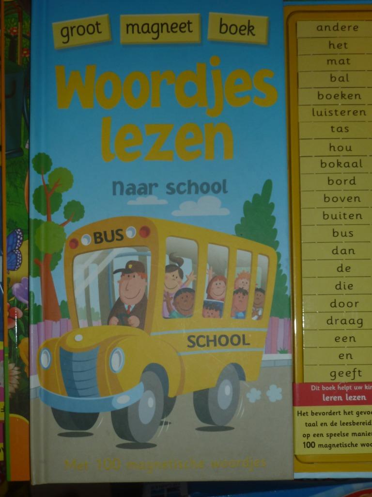 Groot magneet boek - Eerste woordjes - Naar school, Ophalen, Nieuw, Taal en Lezen