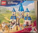 Lego Disney 43275 cinderella’s castle assepoester kasteel, Ophalen of Verzenden, Zo goed als nieuw, Complete set, Lego