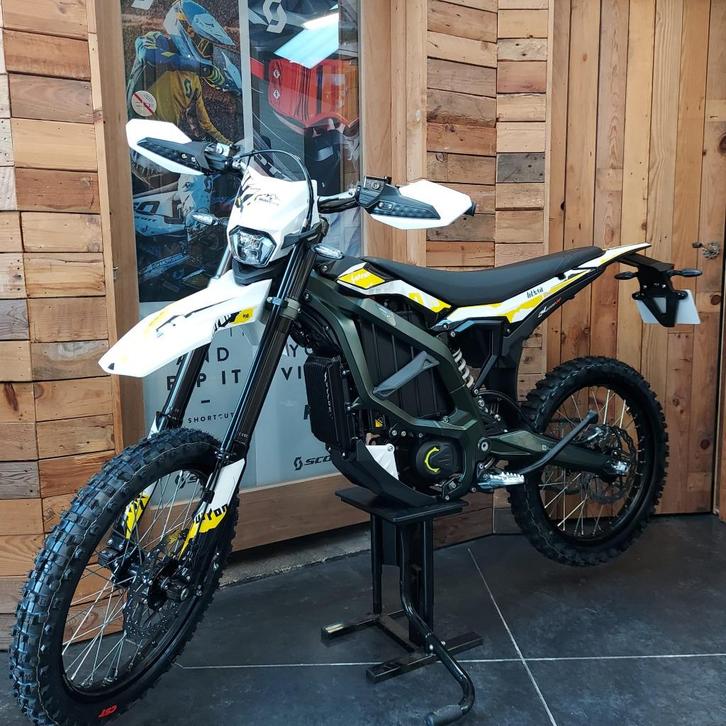Sur-Ron Ultra Bee nieuw, Motoren, Motoren | Overige merken, Particulier, Enduro, 11 kW of minder, Traction Control, Ophalen of Verzenden