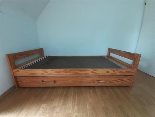 Lit une personne, Huis en Inrichting, Slaapkamer | Bedden, Gebruikt, Eenpersoons, 90 cm, 200 cm, Hout, Ophalen