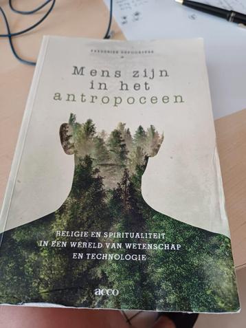 Frederiek Depoortere - Mens zijn in het Antropoceen beschikbaar voor biedingen