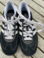 Sneakers Adidas spezial, maat 38, daim, donkerblauw,, Ophalen, Adidas, Zo goed als nieuw, Sneakers