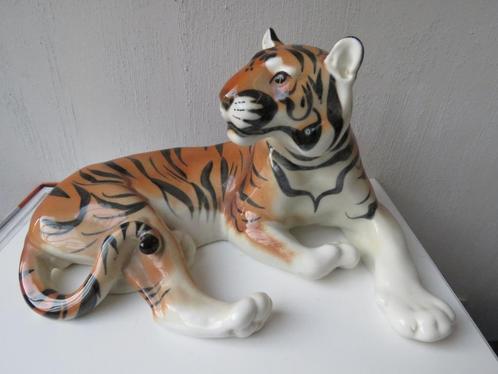 Porcelaine tigre vintage Lomonosov 29 cm, Antiquités & Art, Curiosités & Brocante, Enlèvement ou Envoi