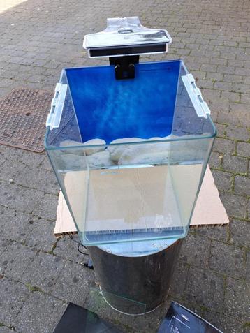 Leeg aquarium Urbiss Q2. Zie ook mijn andere zoekertjes. beschikbaar voor biedingen