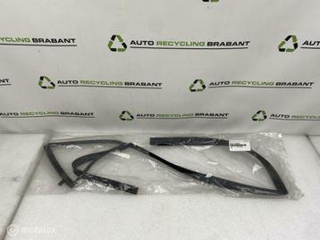 Raamrubber Linksachter Kia Rio NIEUW ORIG 83531H8000 beschikbaar voor biedingen