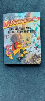 Geronimo Stilton Superhelden De aanval van de krekelwroeters, Comme neuf, Fiction général, Geronimo Stilton, Enlèvement ou Envoi